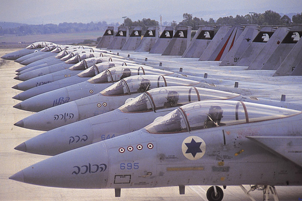 http://israeli-weapons.com/weapons/aircraft/f-15/f-15_6.jpg